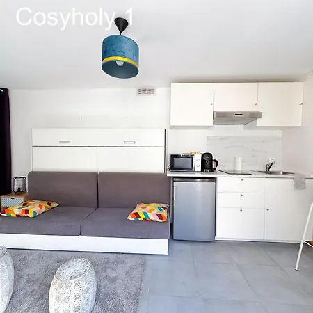 Cosyholy Apartman